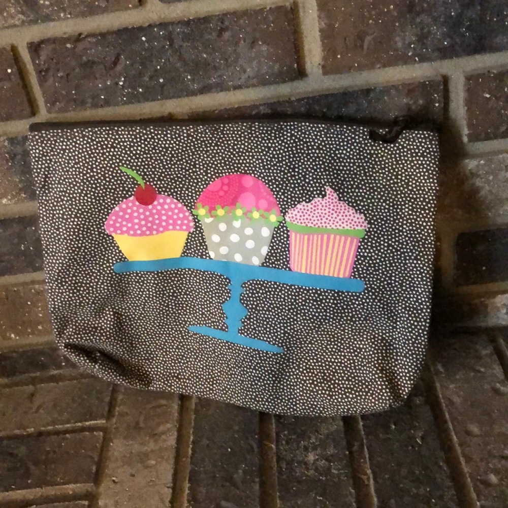 Thirty one bags large makeup bag